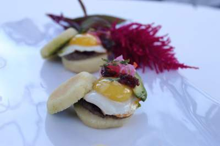 Arepas-with-Picadillo-and-Quail-Egg